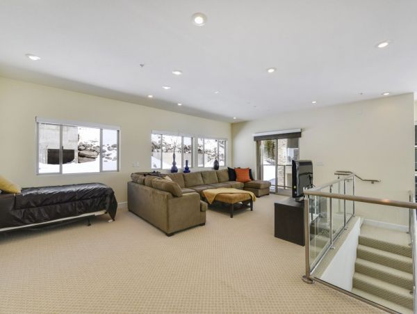 Brighton Home 1006776