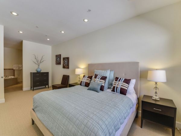 Brighton Home 1006776