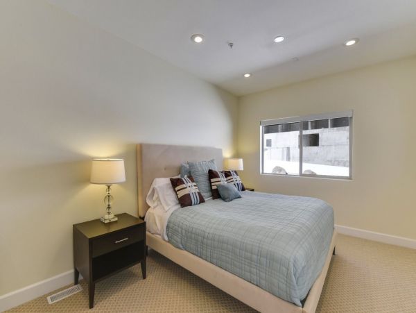 Brighton Home 1006776