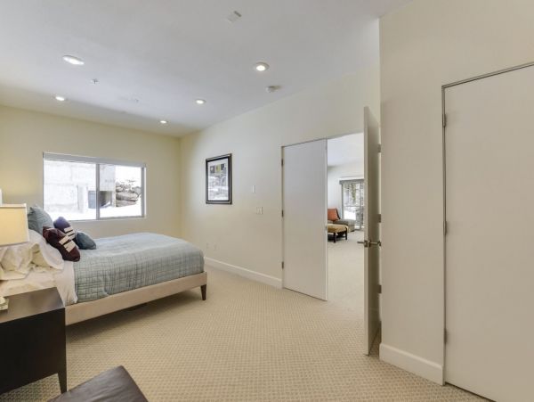 Brighton Home 1006776