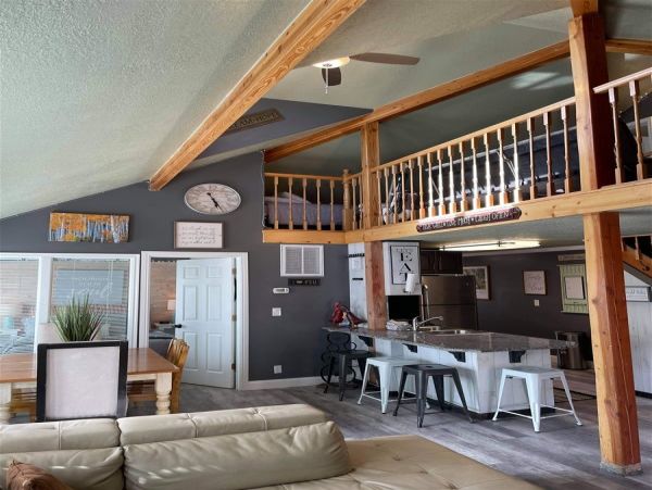 Brighton Home 1006778