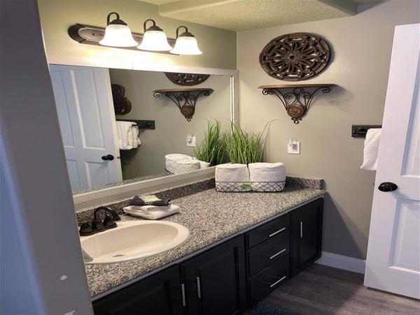 Brighton Home 1006778