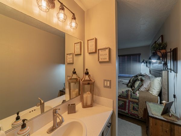 Brighton Home 1006779