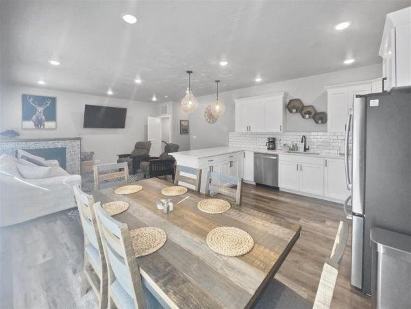 Brighton Home 1006782