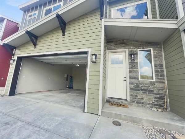 Brighton Home 1006782