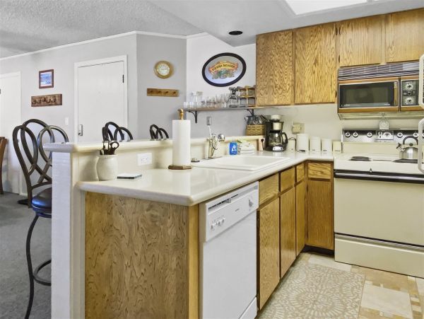 Brighton Home 1006783