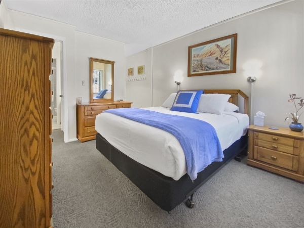 Brighton Home 1006783