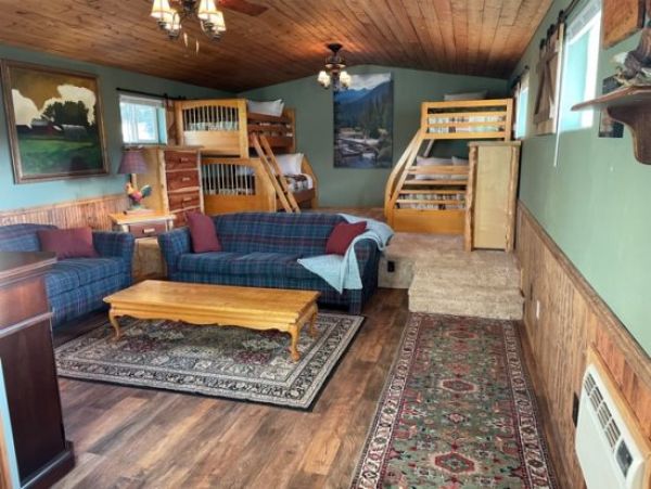 Brighton Home 1006786