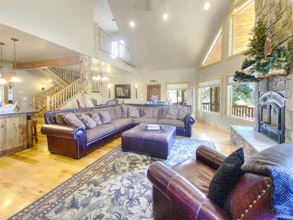 Brighton Home 1006789