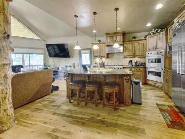 Brighton Home 1006789