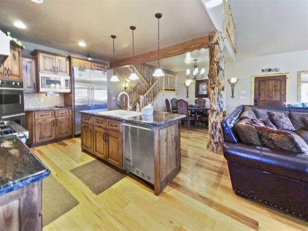 Brighton Home 1006789
