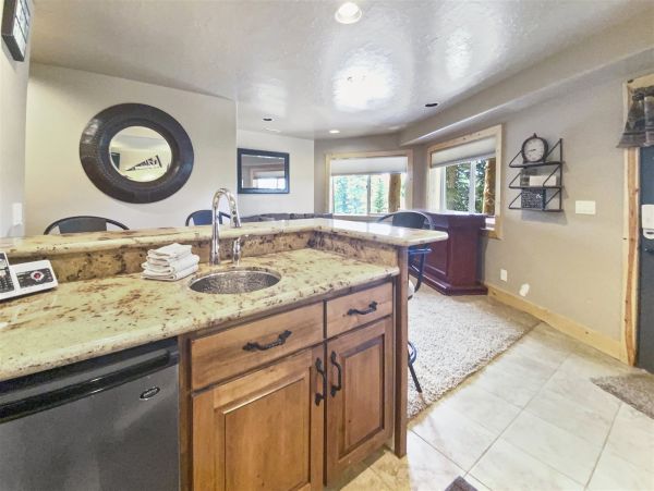 Brighton Home 1006789