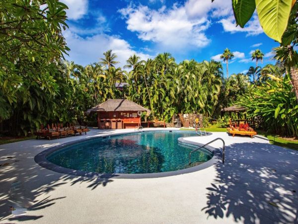 Lahaina Vacation Condo Two Bedroom Sleeps 5 Guests