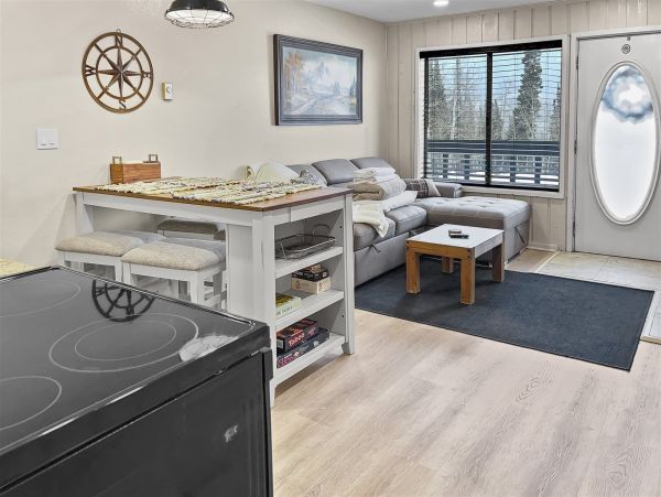 Brighton Home 1006797
