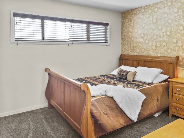 Brighton Home 1006797