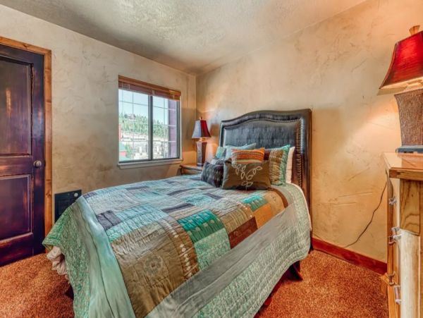 Brighton Home 1006801