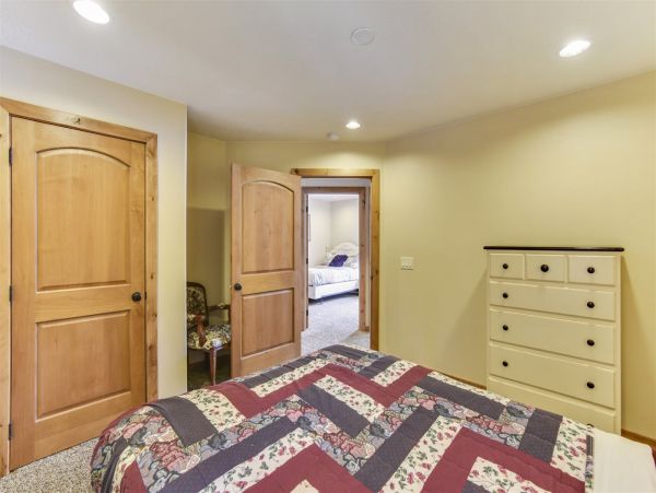 Brighton Home 1006802