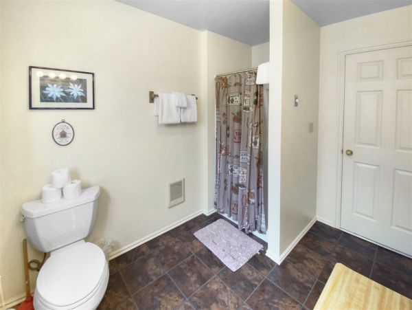 Brighton Home 1006811