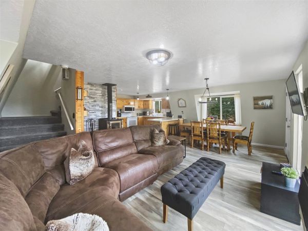 Brighton Home 1006818