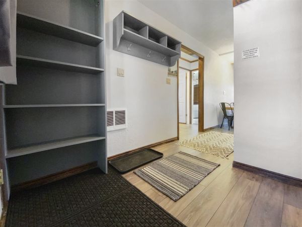 Brighton Home 1006819