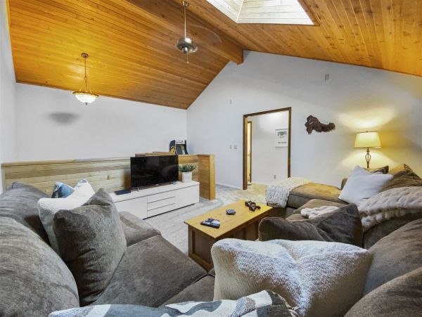 Brighton Home 1006819