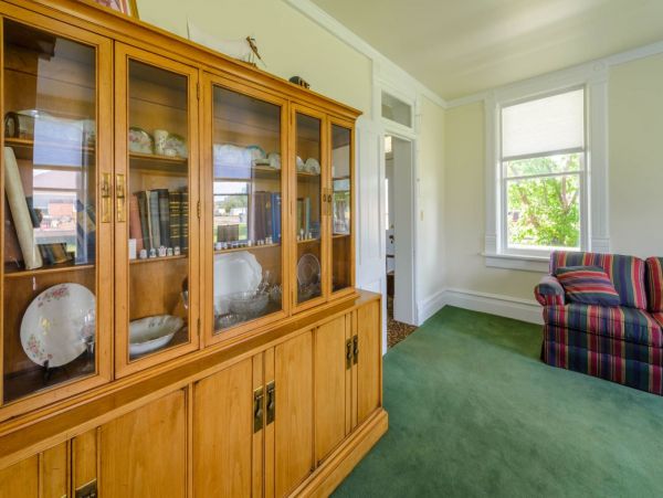 Brighton Home 1006820
