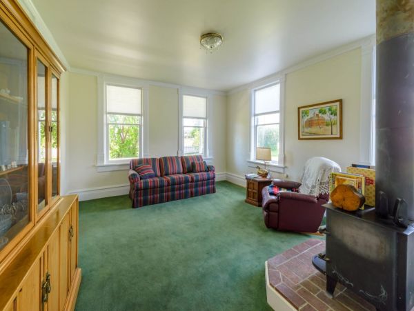 Brighton Home 1006820