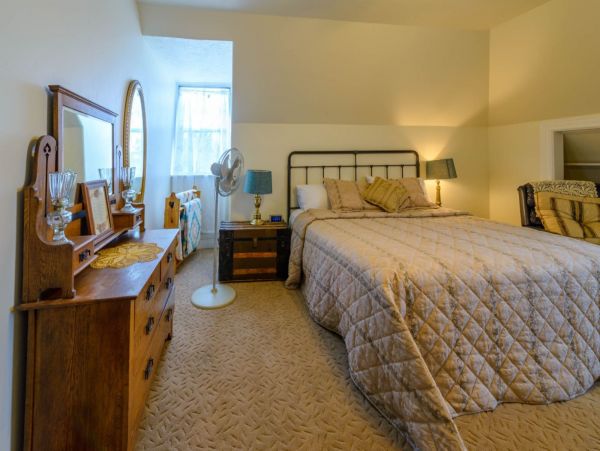 Brighton Home 1006820