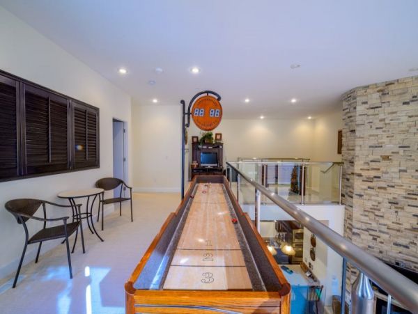 Brighton Home 1006821