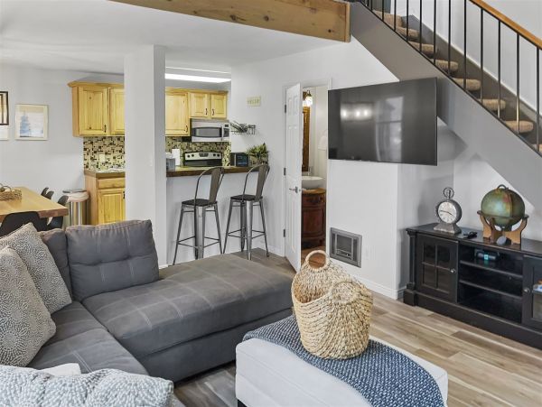 Brighton Home 1006822
