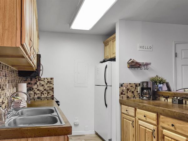 Brighton Home 1006822