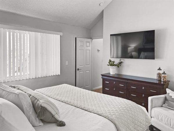 Brighton Home 1006822