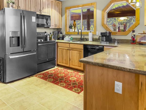 Brighton Home 1006823