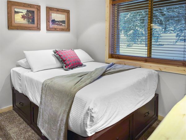 Brighton Home 1006823