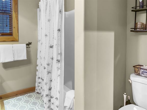 Brighton Home 1006823
