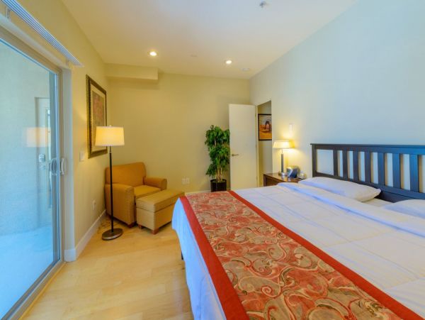 Brighton Home 1006827