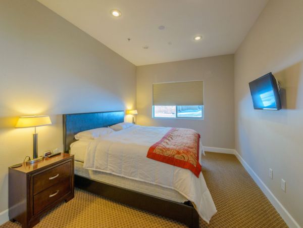 Brighton Home 1006827