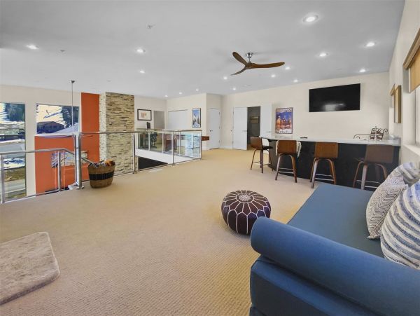 Brighton Home 1006833