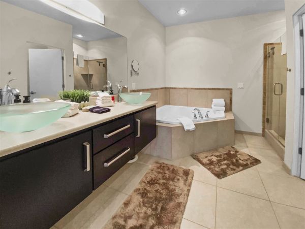 Brighton Home 1006833