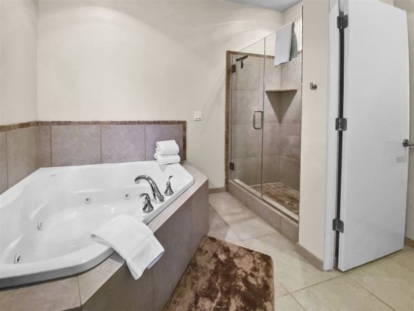 Brighton Home 1006833