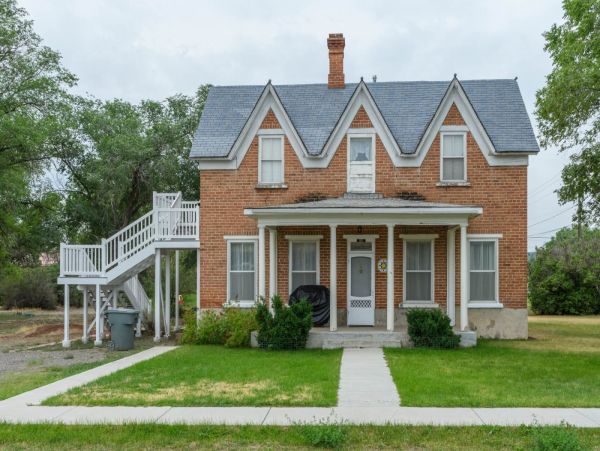 Brighton Home 1006835