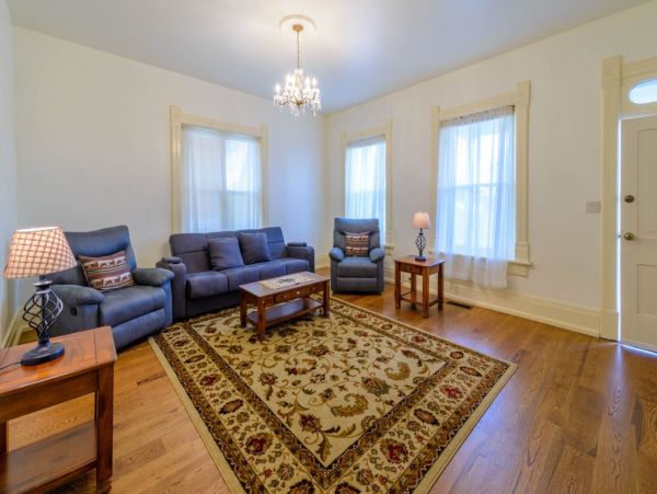 Brighton Home 1006835