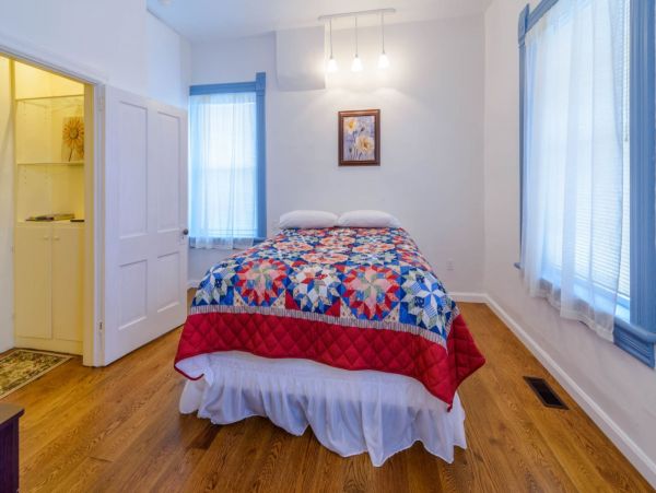 Brighton Home 1006835