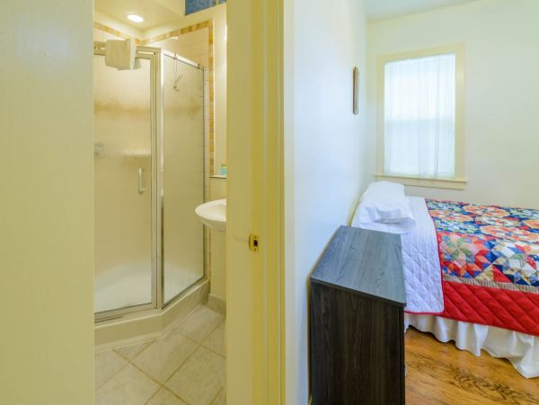 Brighton Home 1006835