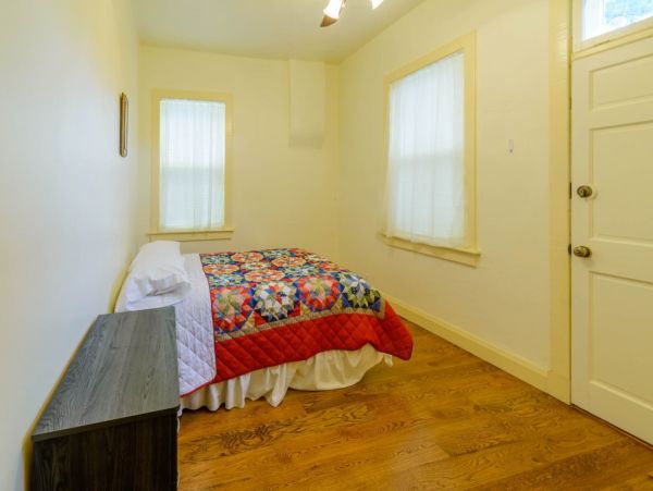 Brighton Home 1006835