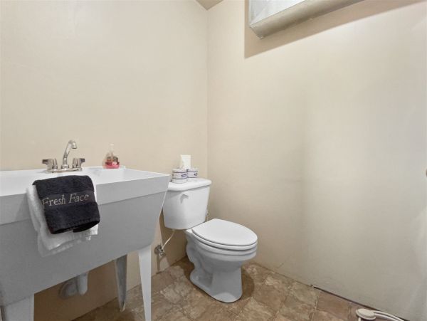 Brighton Home 1006842