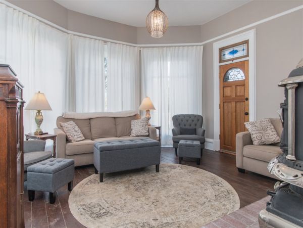 Brighton Home 1006843