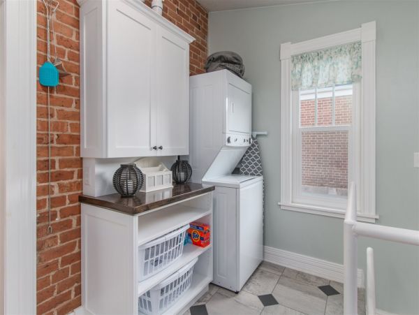 Brighton Home 1006843