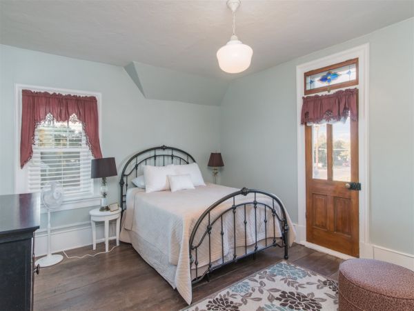 Brighton Home 1006843
