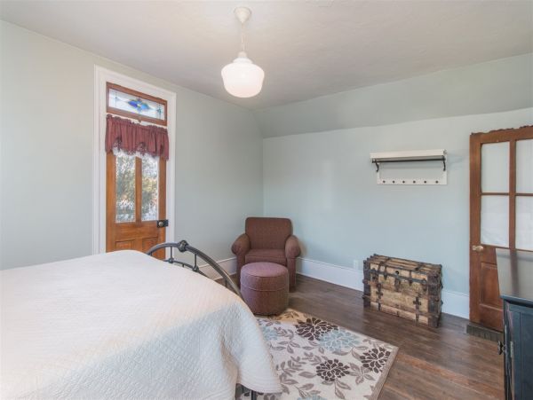 Brighton Home 1006843